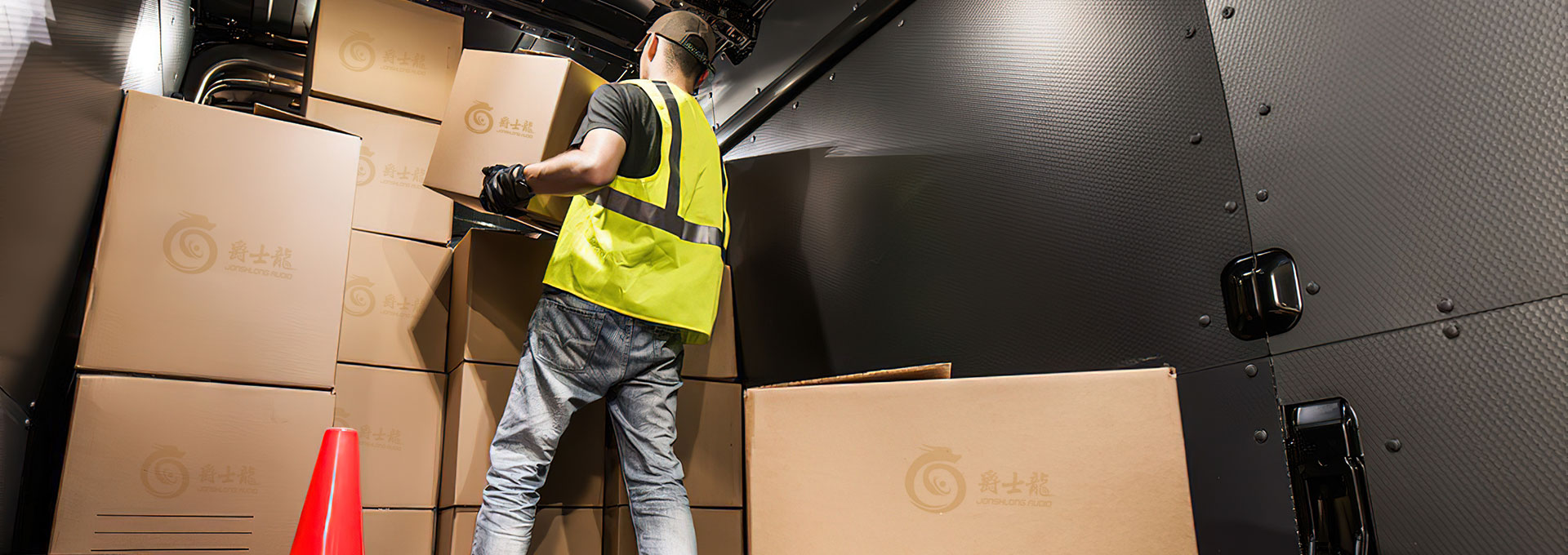 8大支持政策 · 輕松掘金不是夢